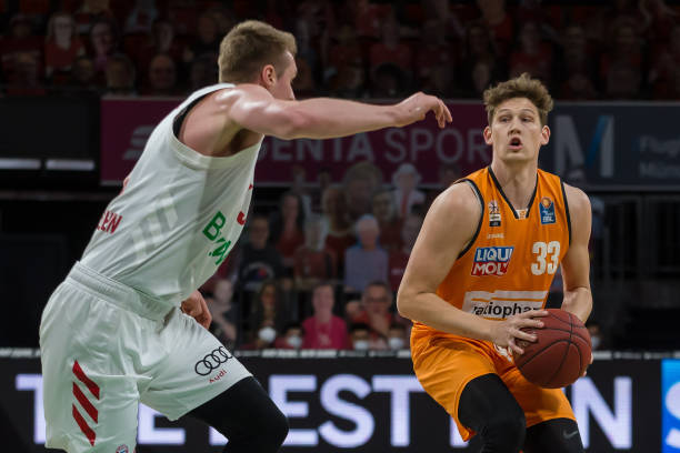 手势必会在 手势必会在