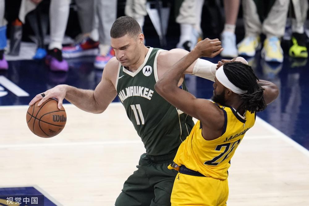 球迷们所期 球迷们所期