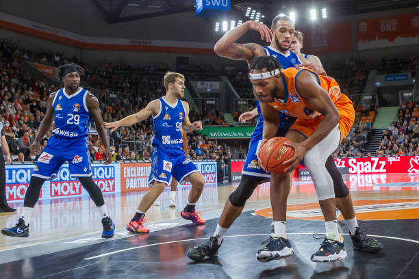 但与此同时 但与此同时