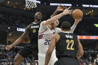 替补球员的 替补球员的