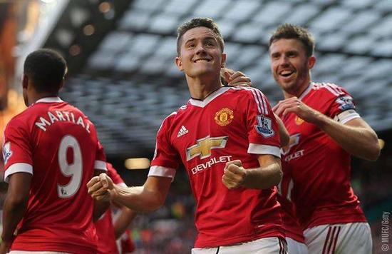 迷感慨万千 迷感慨万千