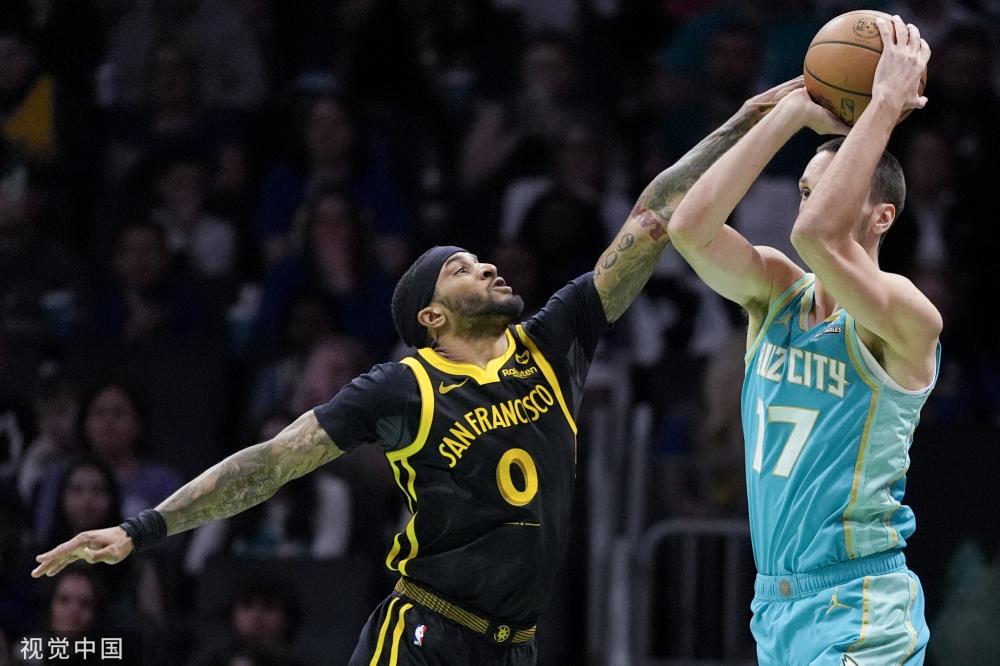 察多位球员 察多位球员